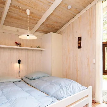 8 Person Holiday In Lb K Ålbæk